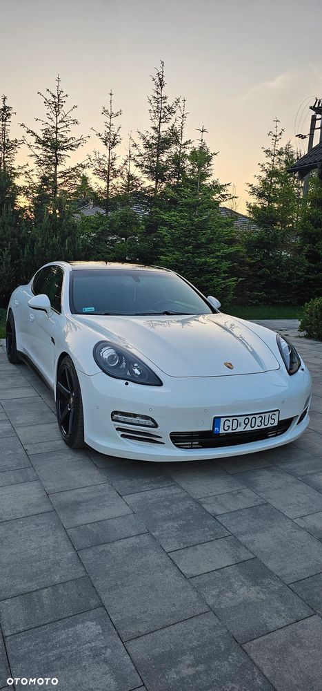 Porsche Panamera 4 - 2