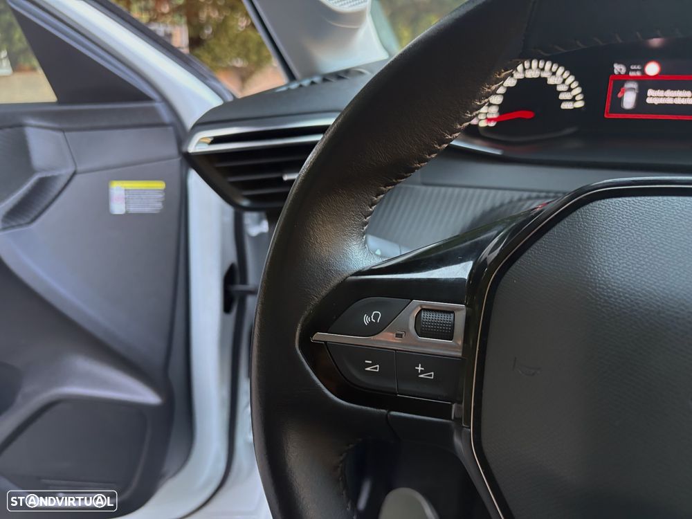 Peugeot 208 1.2 PureTech Allure Pack - 19