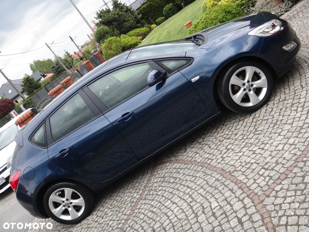 Opel Astra 1.6 Edition Sport - 17