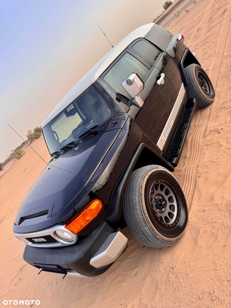Toyota FJ - 12