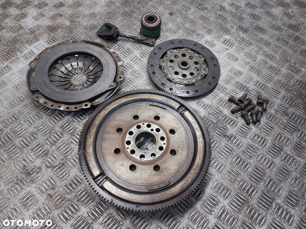 KOŁO DWUMASOWE + TARCZA + DOCISK + ŁOŻYSKO OPOROWE VOLVO V40 I 9181056-B - 6