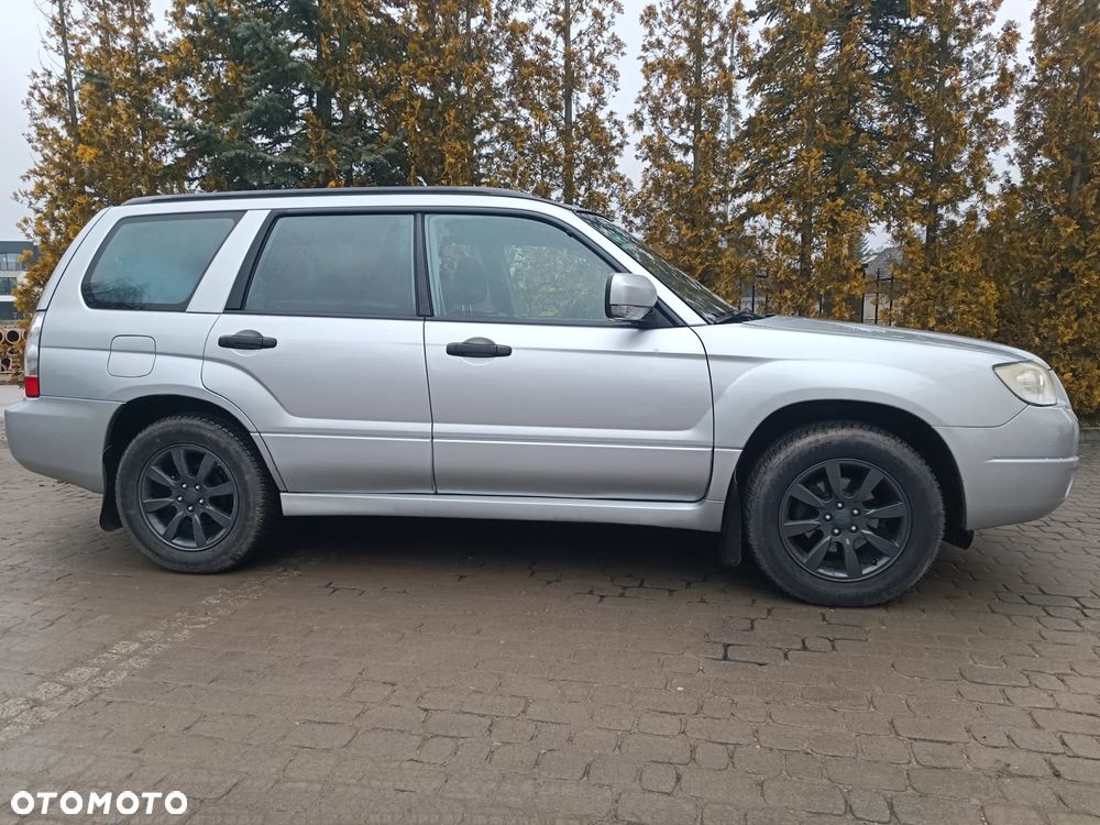 Subaru Forester 2.0 X - 2