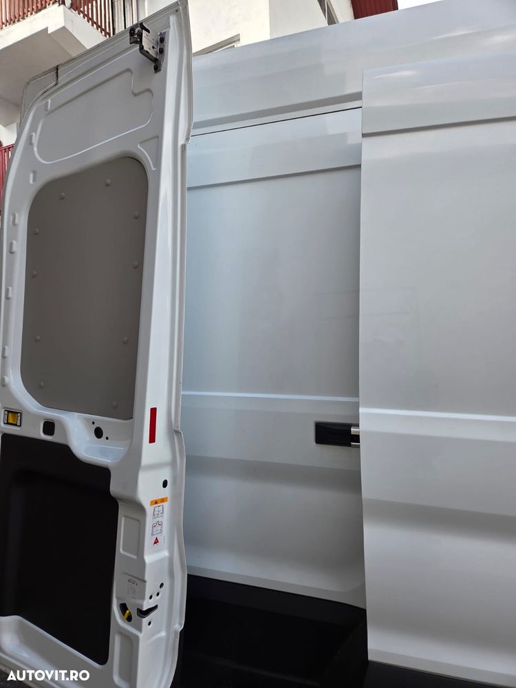Ford Transit - 21
