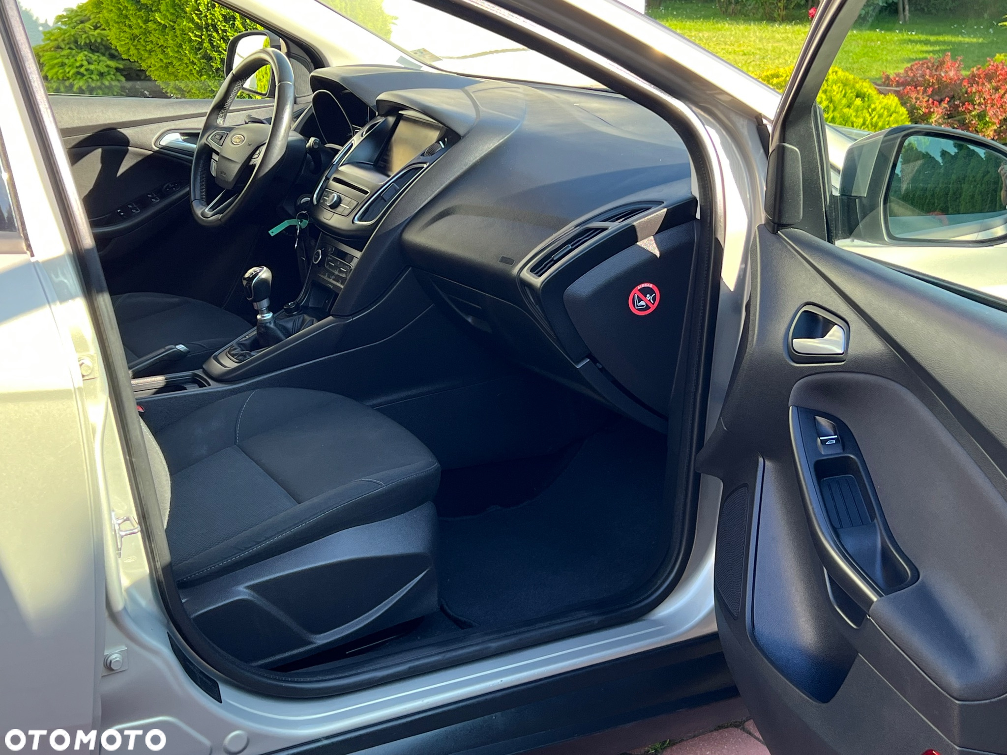 Ford Focus Turnier 1.0 EcoBoost Start-Stopp-System TITANIUM X - 12