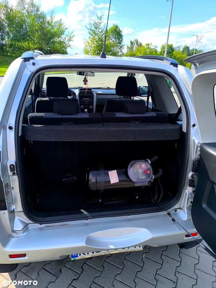 Suzuki Grand Vitara 1.6 - 5