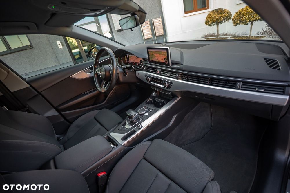 Audi A4 Avant 2.0 TDI S tronic - 21