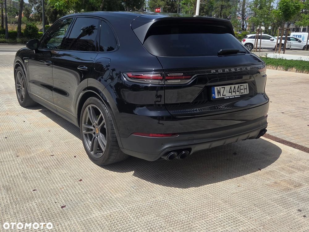 Porsche Cayenne - 7