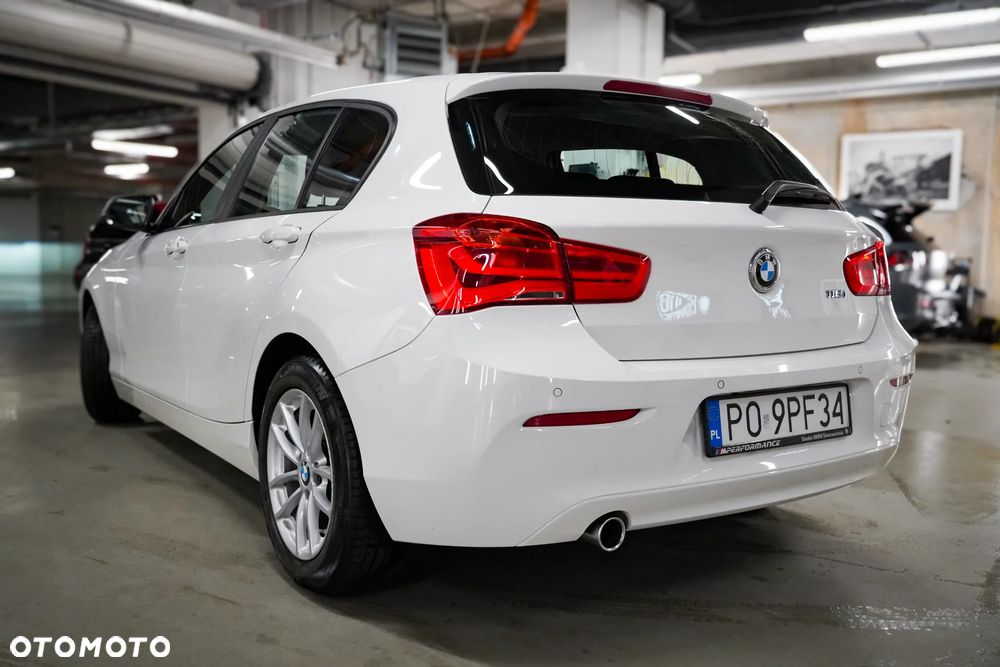 BMW Seria 1 118i - 3