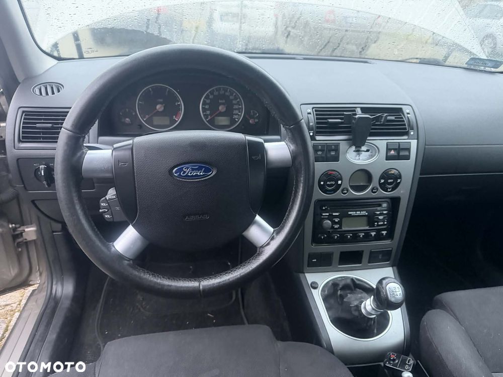 Ford Mondeo 2.0 TDCi Ghia - 3