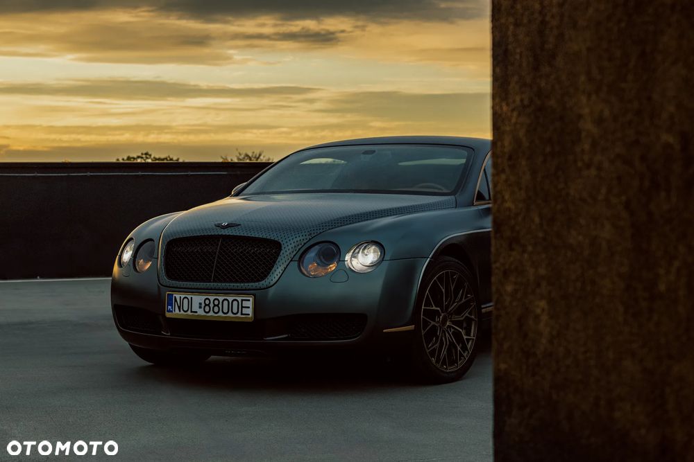 Bentley Continental GT Standard - 18