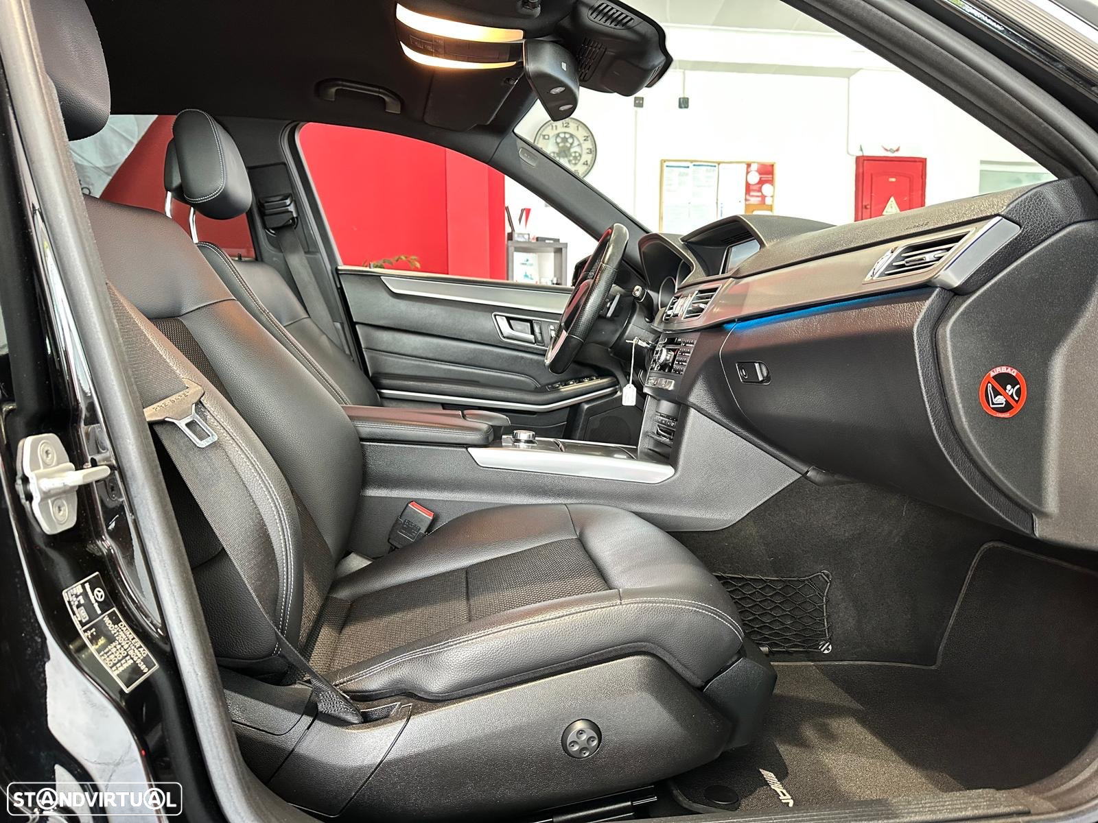 Mercedes-Benz E 300 Bluetec Hybrid Avantgarde 107g - 14