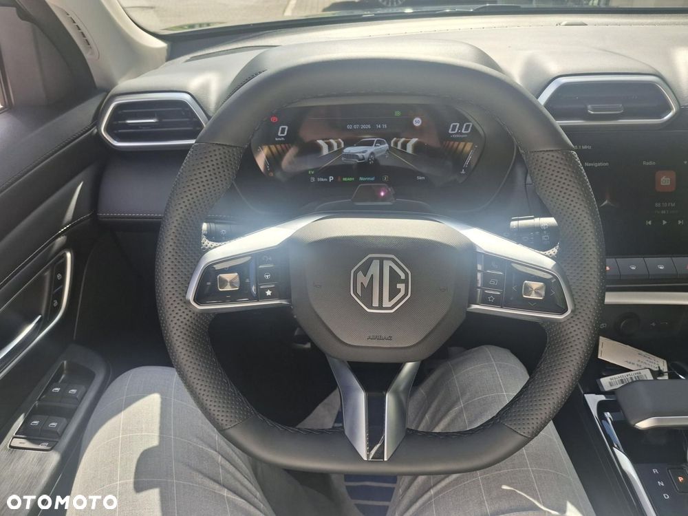 MG ZS - 12