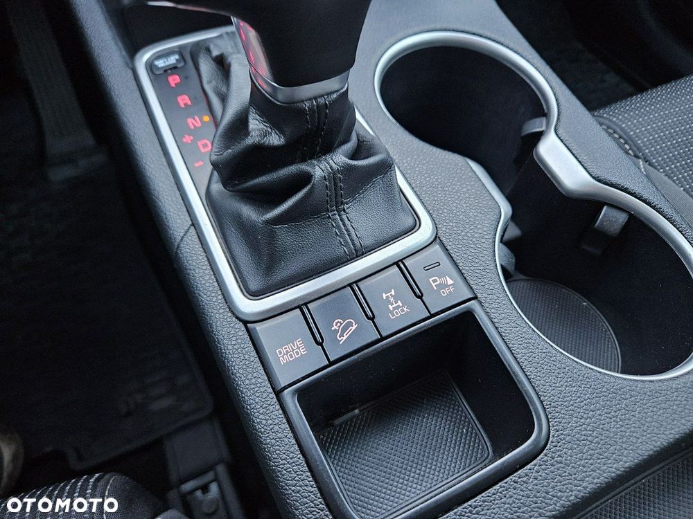 Kia Sportage 2,0 CRDI AWD Platinum - 31