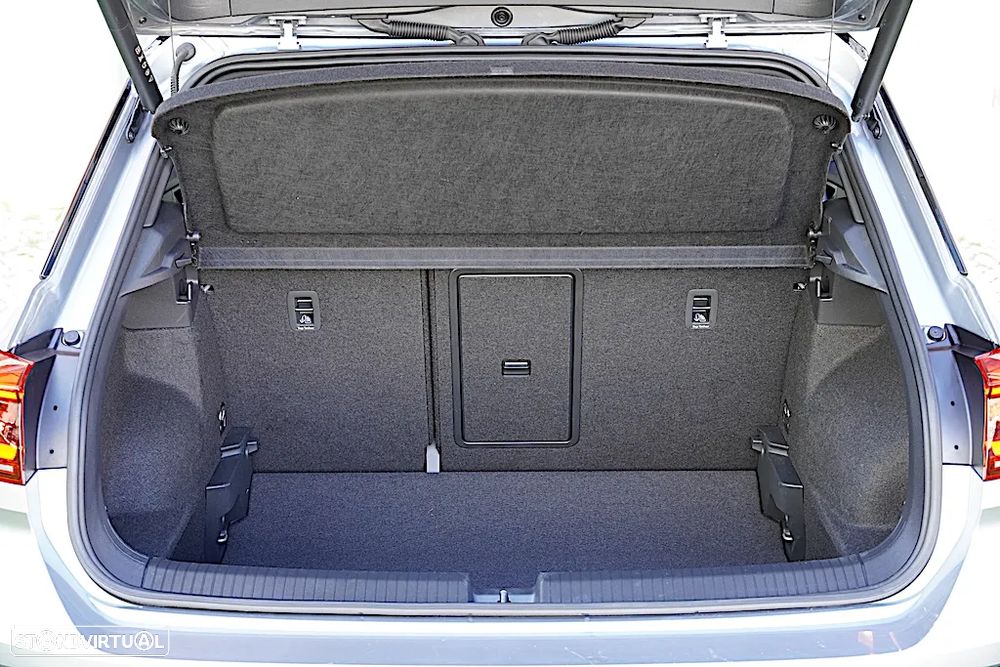 VW T-Roc 1.5 TSI R-Line DSG - 21