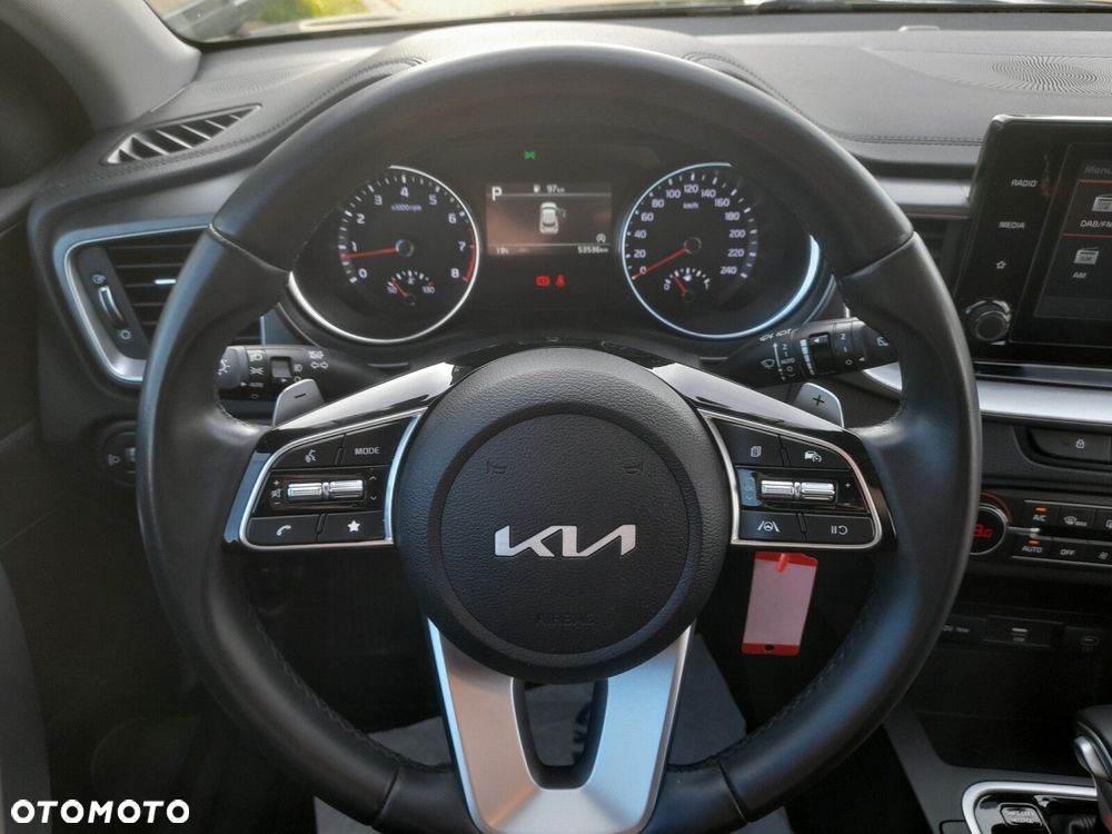 Kia XCeed 1.5 T-GDI M DCT - 25