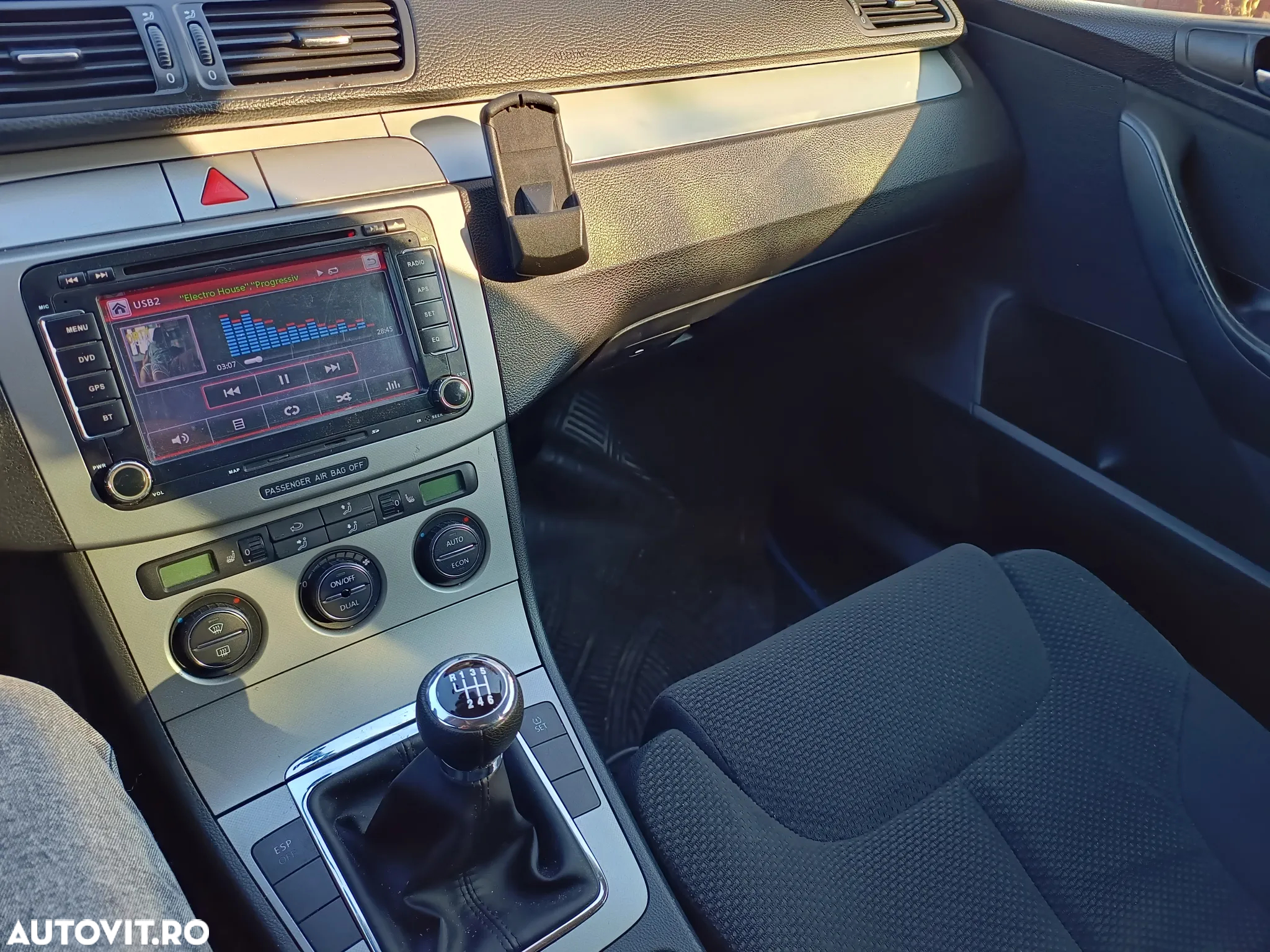 Volkswagen Passat Variant 2.0 TDI Highline DPF - 3