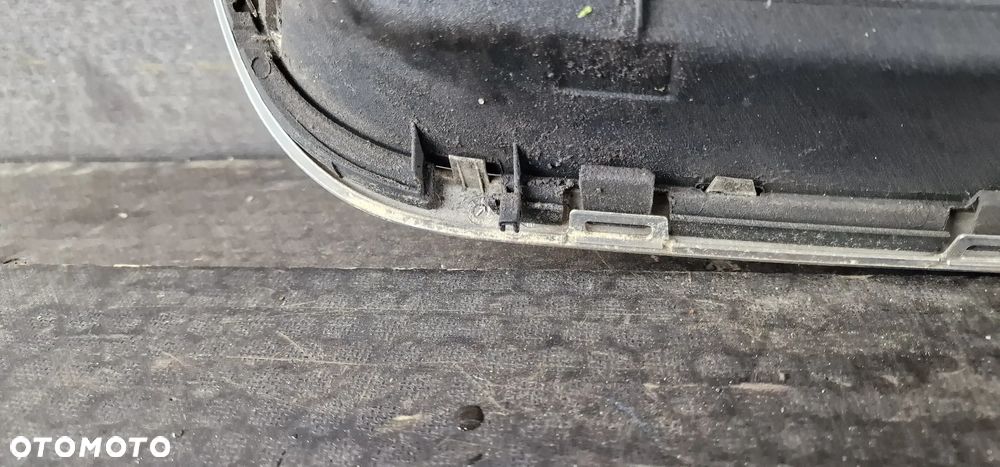 ATRAPA GRILL  VW PASSAT B5 Lift  3B0 - 6