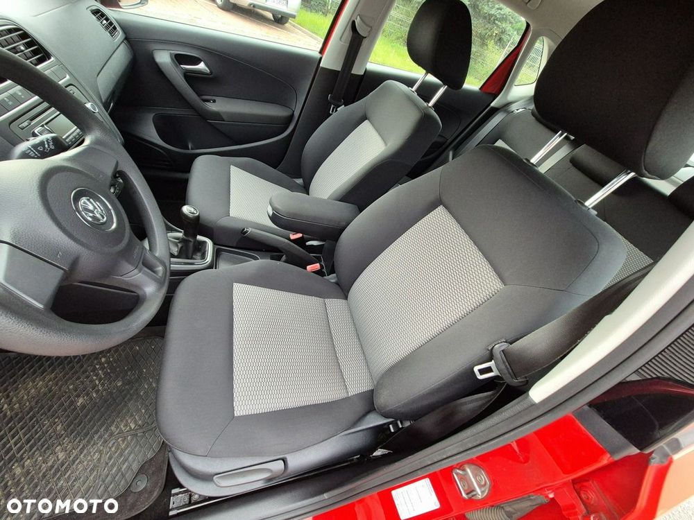 Volkswagen Polo - 13