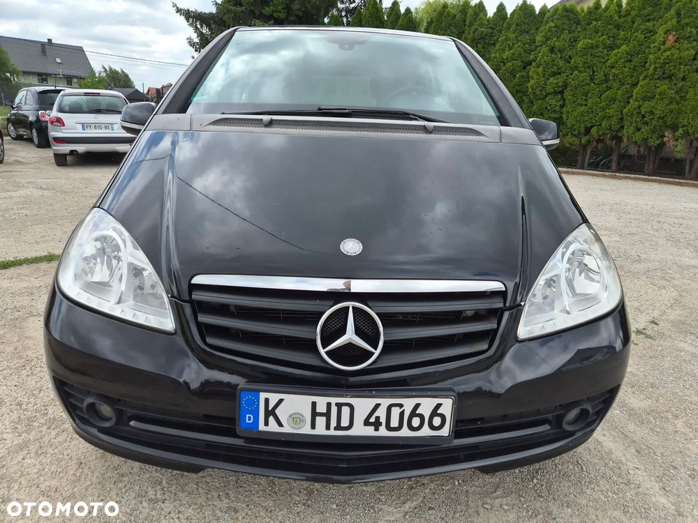 Mercedes-Benz Klasa A 160 BlueEFFICIENCY Elegance Special Edition - 3
