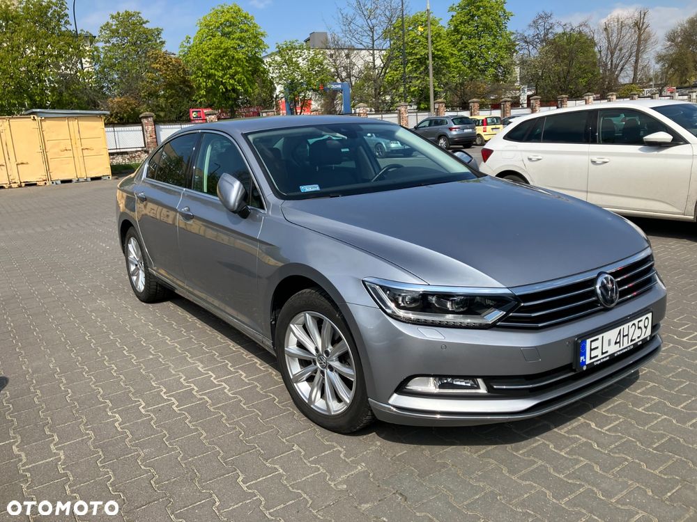 Volkswagen Passat 1.8 TSI BMT Highline - 25