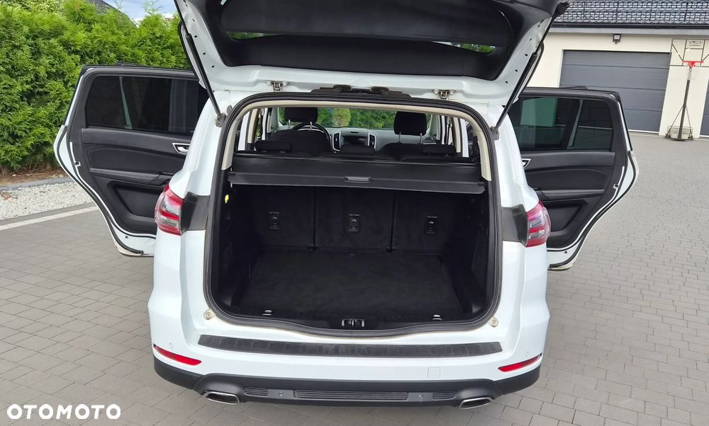 Ford S-Max 2.0 TDCi Titanium - 4