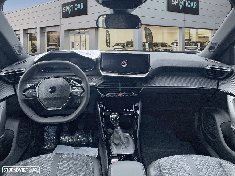 Peugeot 2008 1.2 PureTech Allure - 8