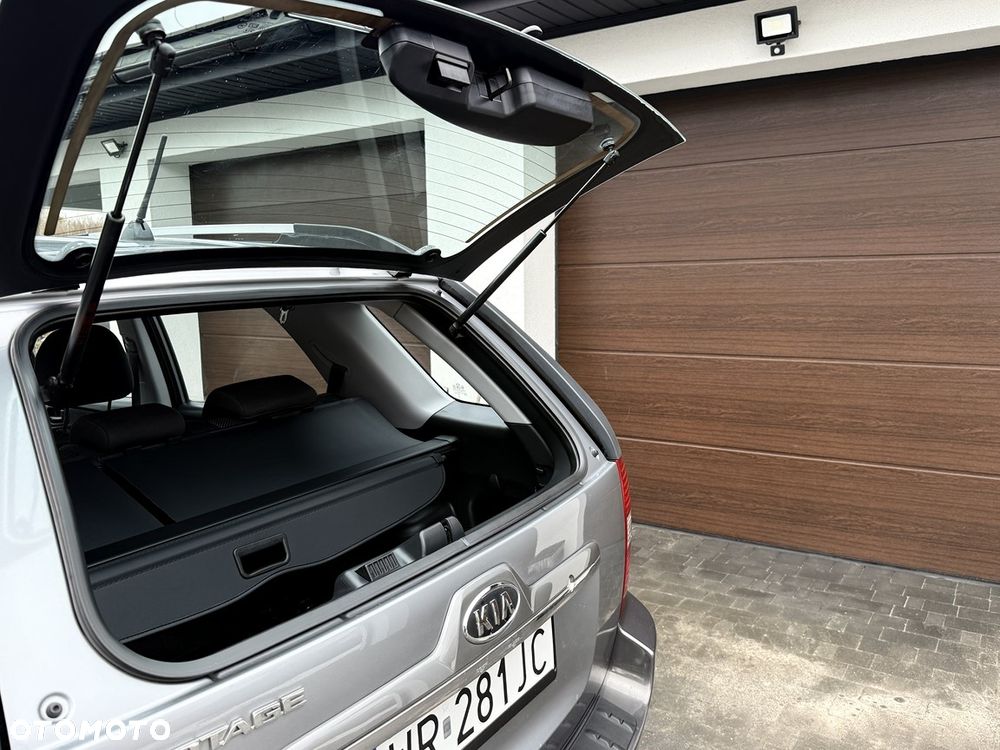 Kia Sportage 2.0 Tour 2WD - 37