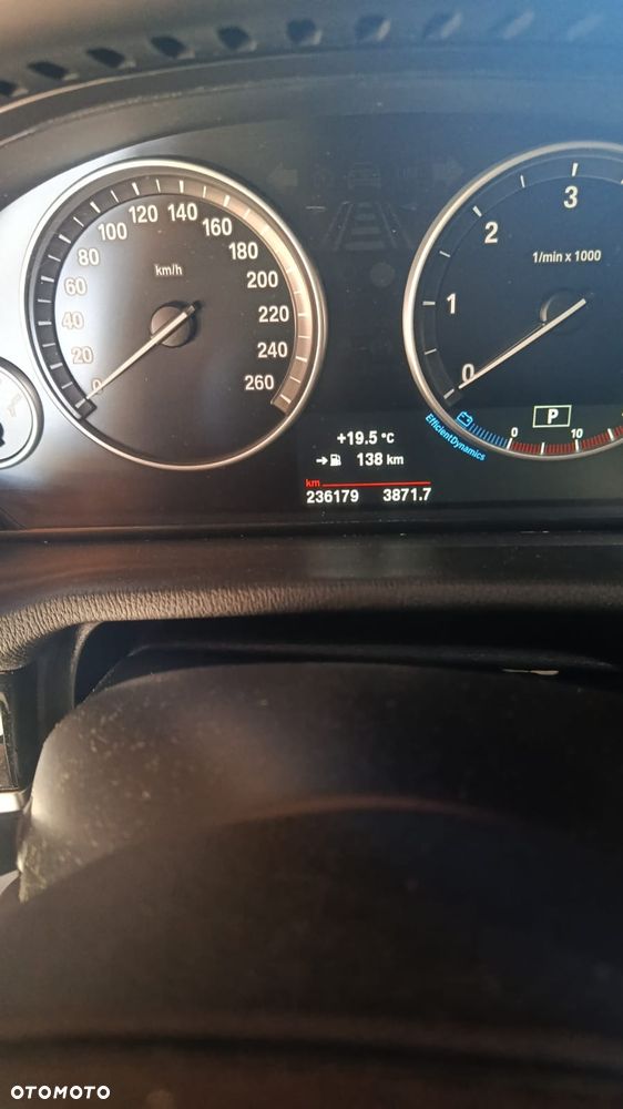 BMW X3 xDrive20d Advantage - 13