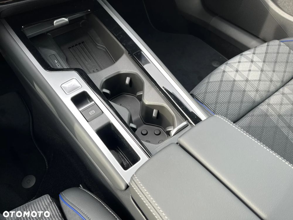 Volkswagen Passat - 24