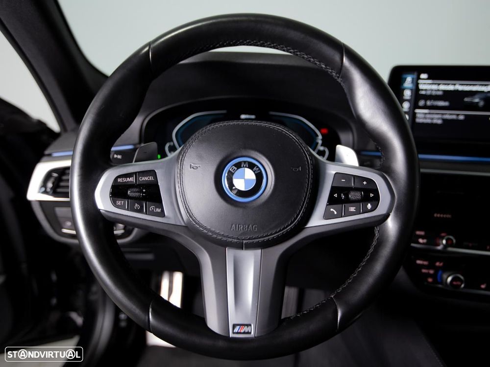 BMW 520 e - 31
