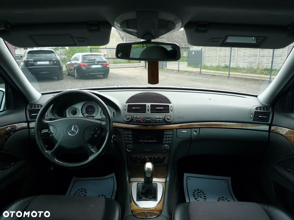 Mercedes-Benz Klasa E 220 CDI T Avantgarde - 15