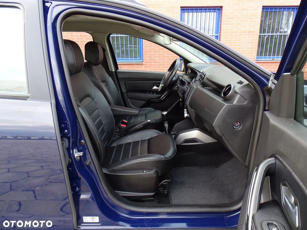 Dacia Duster 1.6 SCe Prestige - 9