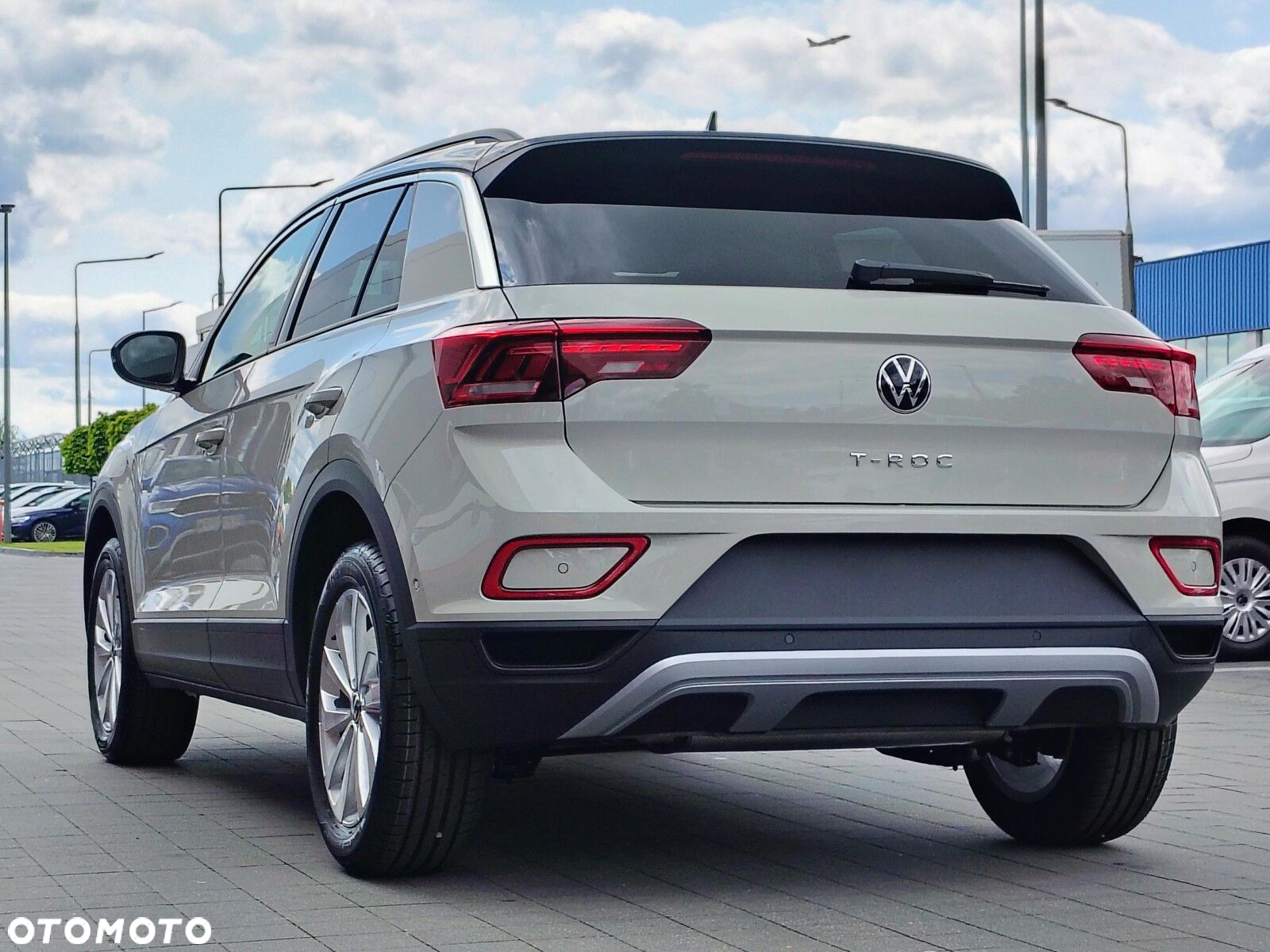 Volkswagen T-Roc - 4