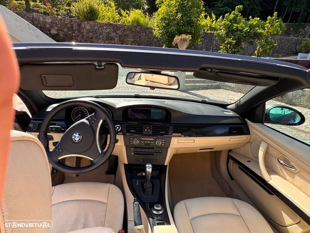 BMW 320 i Cabrio Auto - 18