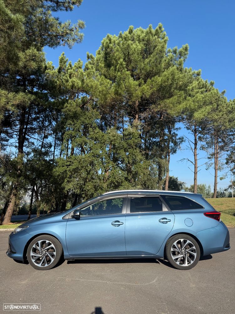 Toyota Auris 1.6 D-4D Exclusive - 7