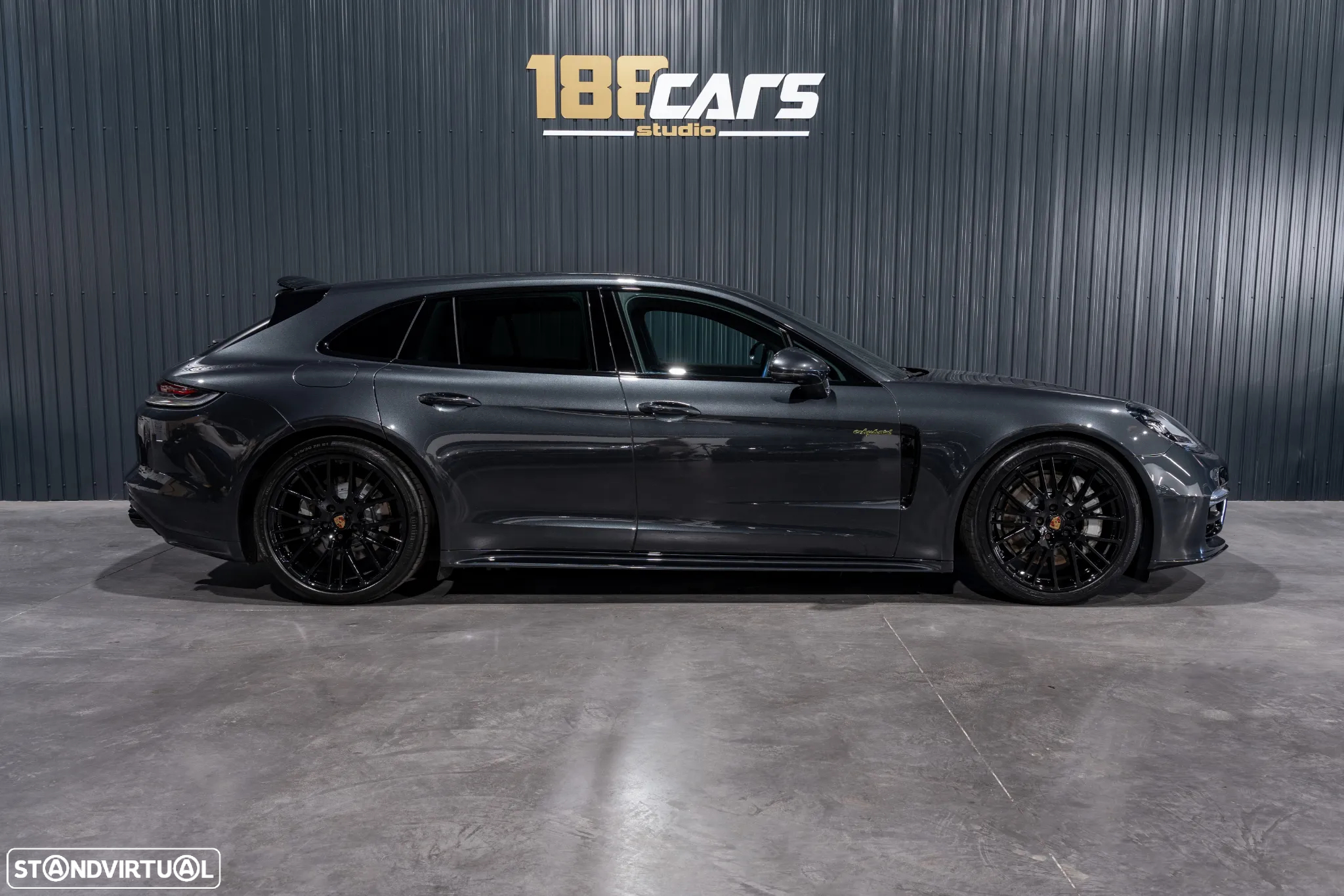 Porsche Panamera Sport Turismo 4 E-Hybrid Platinum Edition - 45