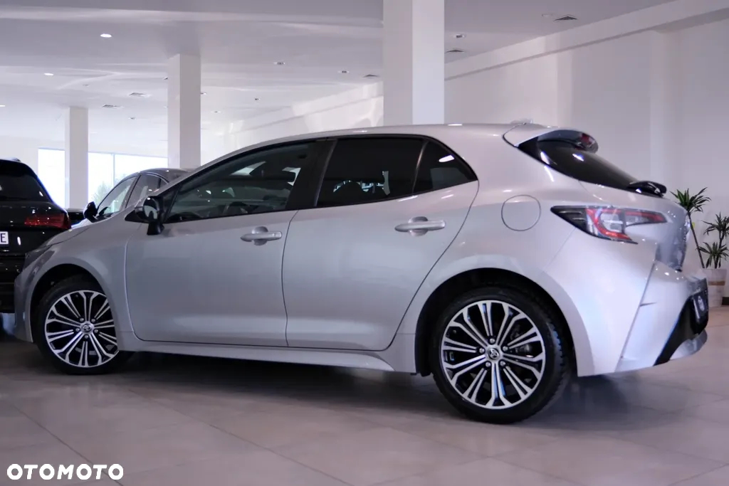 Toyota Corolla 1.8 Hybrid Active - 11