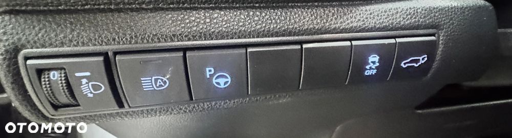 Toyota Corolla 2.0 Hybrid GR Sport Dynamic - 22