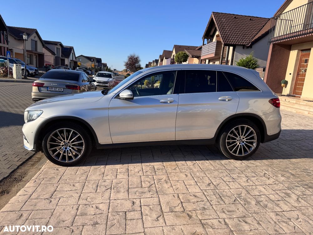 Mercedes-Benz GLC - 36