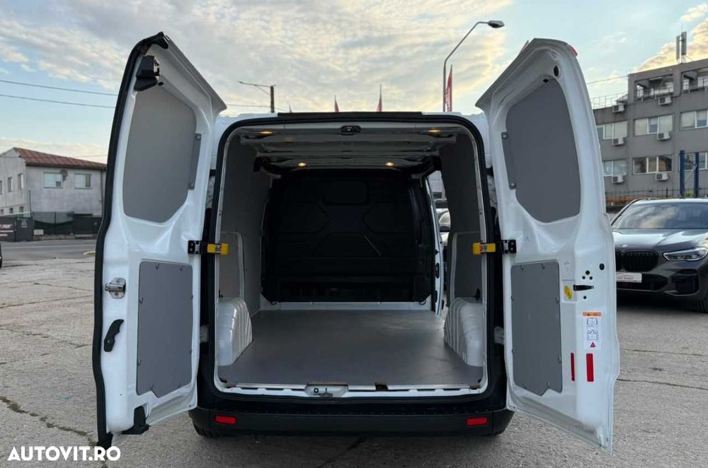 Ford TRANSIT CUSTOM L2H1 - 14