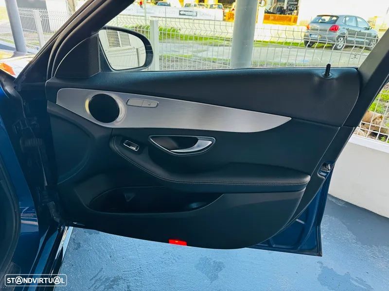 Mercedes-Benz C 220 d AMG Line - 26