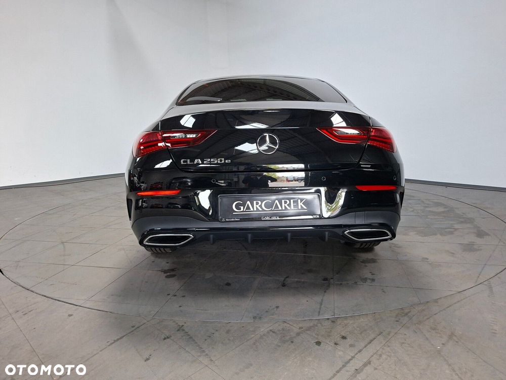 Mercedes-Benz CLA - 5