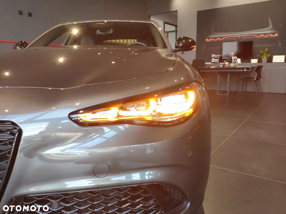 Alfa Romeo Giulia 2.0 Turbo Veloce Q4 - 7