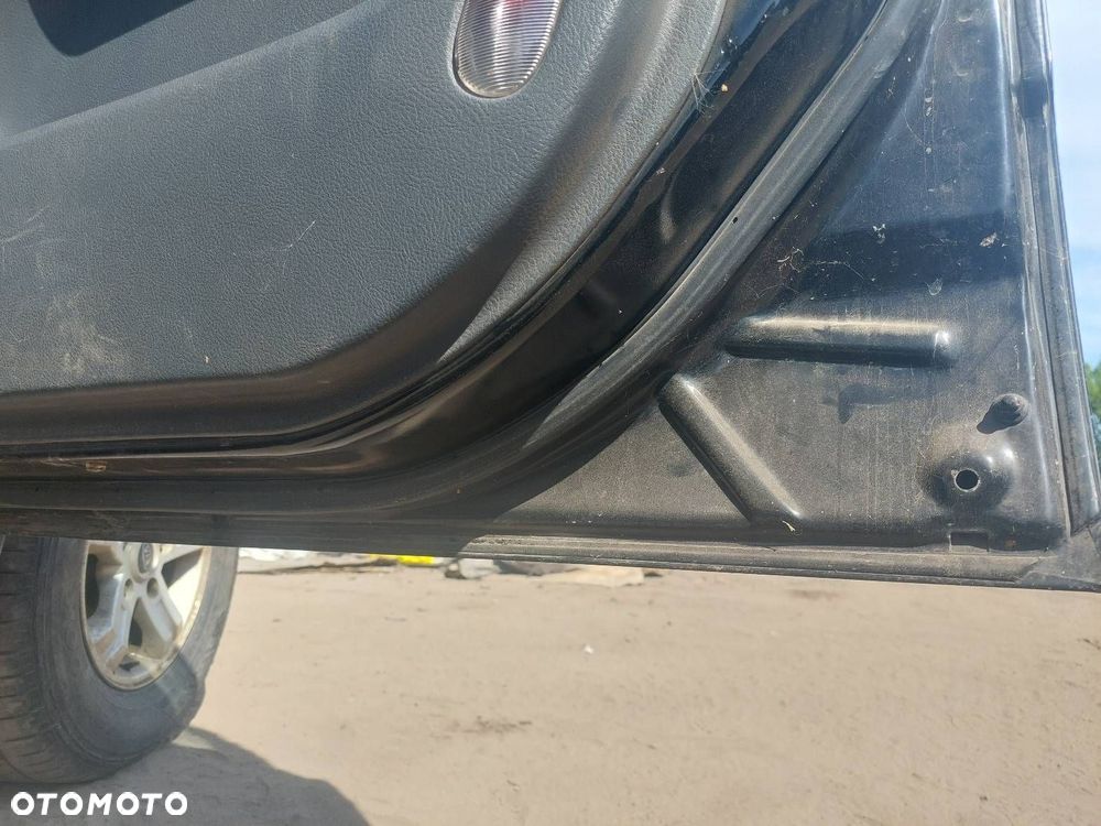 DRZWI KOMPLETNE PRAWY PRZÓD KIA SORENTO I YC - 8