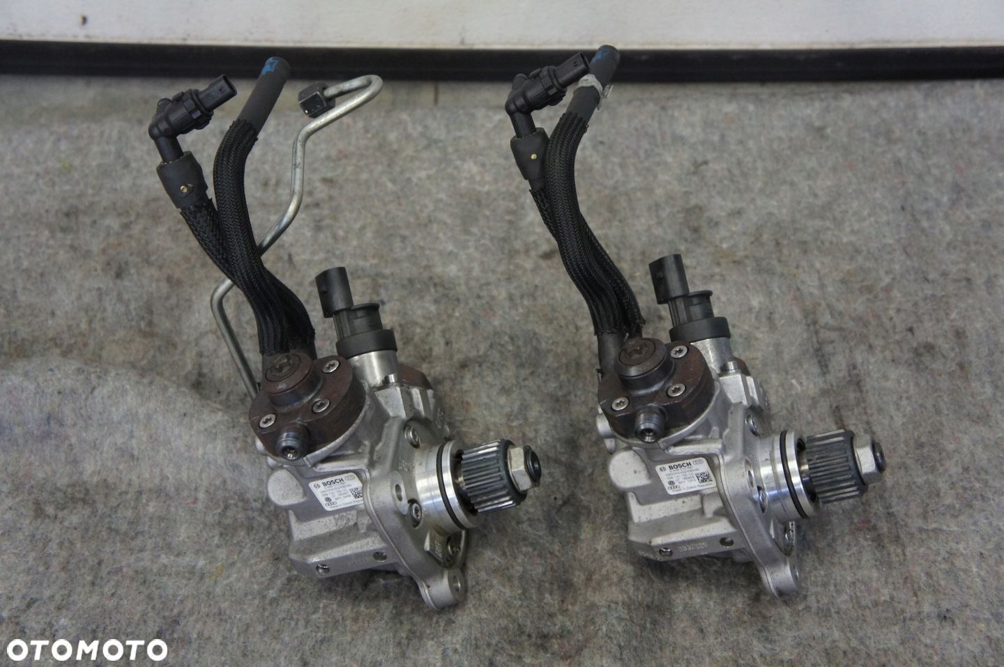 Pompa wtryskowa Audi A6 4G0 3,0 059130755CC - 1