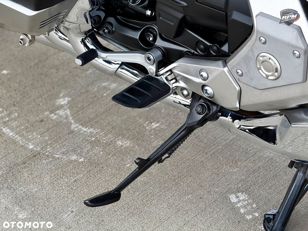 Honda GL - 9
