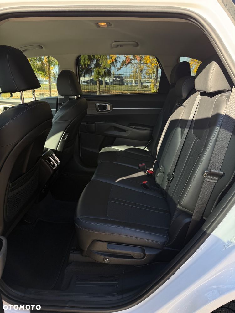Kia Sorento - 16