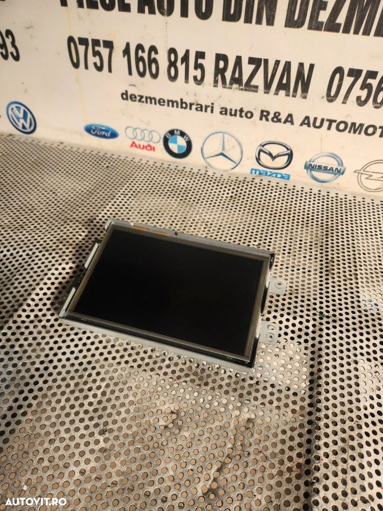 Display Navigatie 8" Land Rover Range Rover Evoque Discovery Sport Jaguar JX JE An 2012-2013-2014-2015-2016-2017-2018-2019 Cod FK72-19C299-AC Dezmembrez Range Rover Evoque Facelift An 2015-2016-2017-2018-2019 2.0 D Automat 4x4 Volan Stanga - Dezmembrari Arad - 2