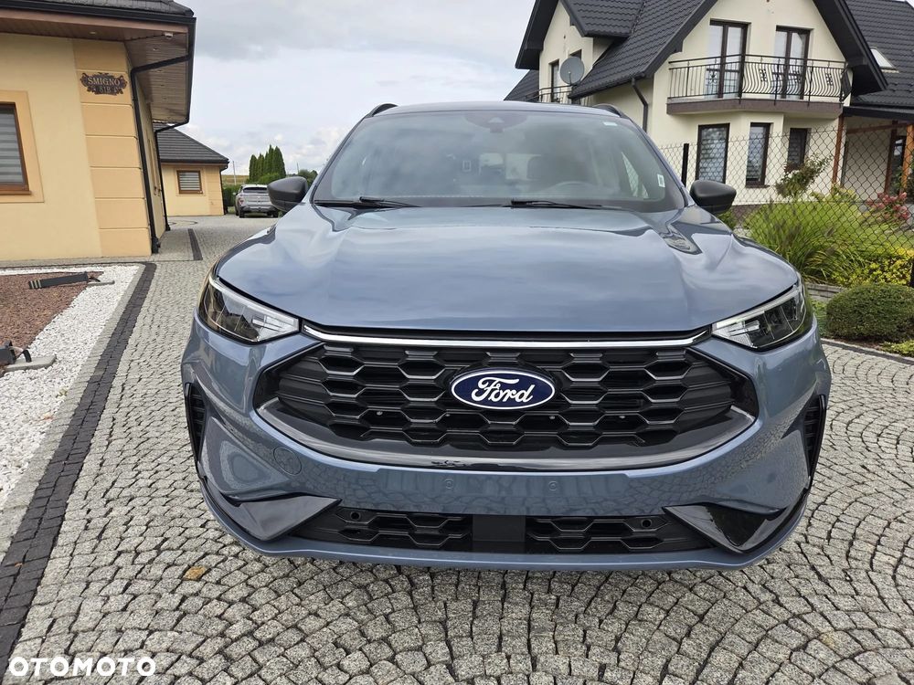 Ford Kuga - 12