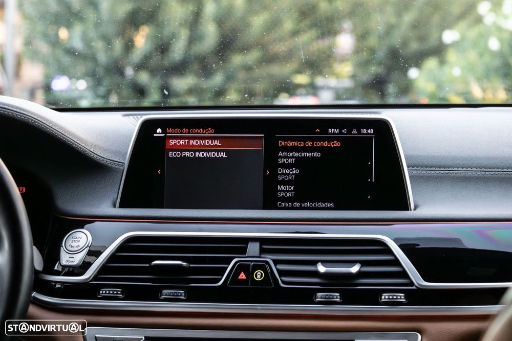 BMW 740 d xDrive Pack M Auto - 42